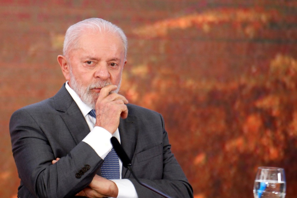 BRASILIA, BRAZIL - OCTOBER 25: President of Brazil Luiz Inácio Lula da Silva speaks during an event at Palacio do Planalto as first appearance after suffering a domestic accident on October 25, 2024 in Brasilia, Brazil. Lula Da Silva suffered an accident 