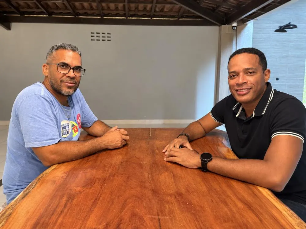 Governador Mangabeira: Líder do governo e secretário de Manuela contrariam grupo político e ficam com Lula