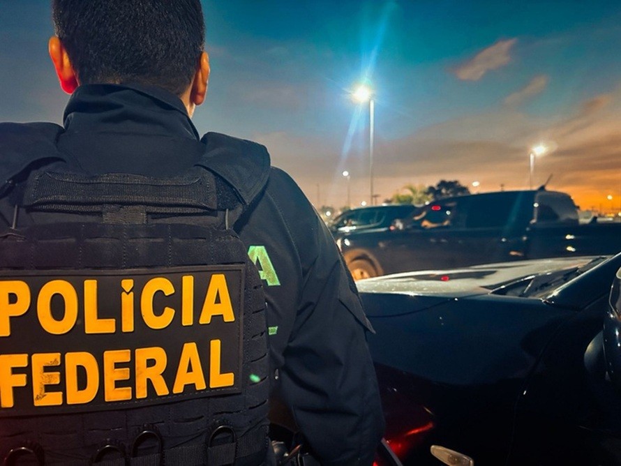 Polícia Federal e CGU realizam operação em Feira e Santana e cidades da região