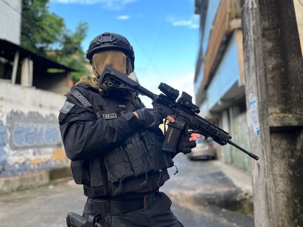 Vereador e mais 5 pessoas, sendo uma de Feira de Santana, são presas por suspeita de envolvimento com grupo criminoso do tráfico de drogas