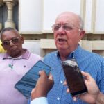 Novos caminhões são integrados ao serviço de limpeza pública em Feira de Santana