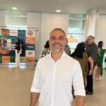 Professor tem que ser bem remunerado, afirma ministro da Educação Camilo Santana