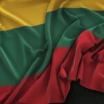 Mulher é indiciada por exercício ilegal da medicina