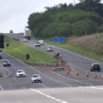 Vídeo: praça do bairro Chácara São Cosme é completamente tomada pelo lixo; Secretário diz que limpeza já foi feita esse ano