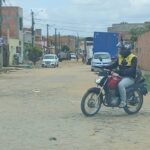 Domingo pertubado: Mulheres perdem a cabeça e saem na porrada na Bahia; VÍDEO