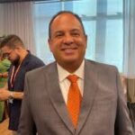 Ex-presidente do INSS é preso pela Polícia Federal durante investigação de fraude