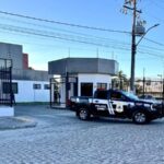 Ao cuspir para cima, cuidado para não cair na cara