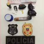 PM recupera pertences de passageiros assaltados em van em Feira de Santana