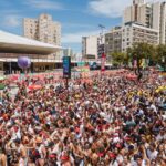 Vídeo: veja momento em que motociclista é esmagado por carreta na BR 116