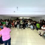 Pinacoteca de bairro de Salvador aproxima crianças, jovens e idosos do aprendizado sobre as artes