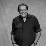 Carreta tomba na BR-101 próximo à entrada de Humildes