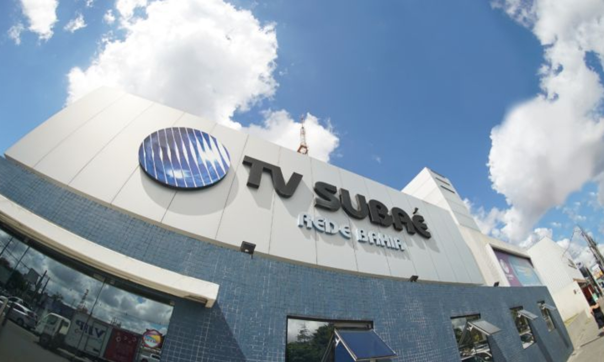 Repórter se despede da TV Subaé