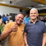 Revista conta a história do prefeito José Ronaldo