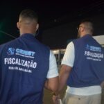 Vídeo: PM é afastado após agredir estudantes dentro de escola