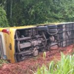 Vídeo: Mulheres saem na porrada em disputa por homem em plena Semana Santa