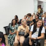 Vídeo: assassino distrai vítima deixando o celular cair no chão e a executa com 16 tiros na cabeça