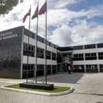 Estado paga parcela do Bolsa Presença para mais de 368 mil estudantes baianos